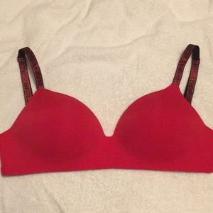 VS wireless bra NWOT